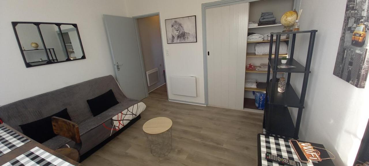 Petit Cocon Tarbais -Wifi-Parking Appartement Tarbes Buitenkant foto